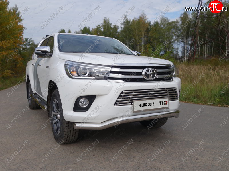 26 499 р. Защита переднего бампера кенгурин 76,1 мм ТСС Тюнинг Toyota Hilux AN120 дорестайлинг (2016-2020)  с доставкой в г. Майкоп