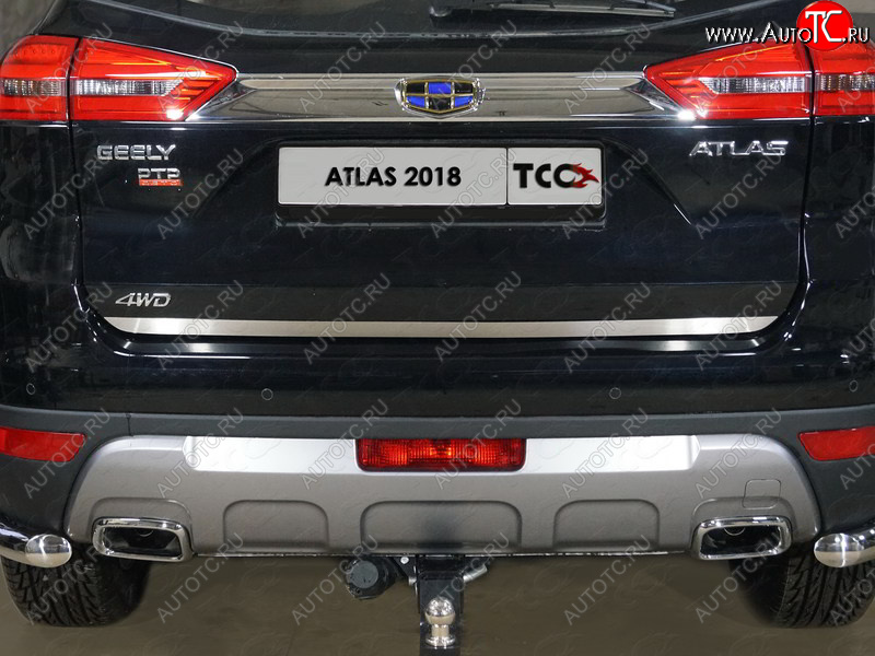 2 199 р. Накладка на заднюю дверь, ТСС Тюнинг  Geely Atlas  NL3 (2016-2022) (Лист шлифованный)  с доставкой в г. Майкоп