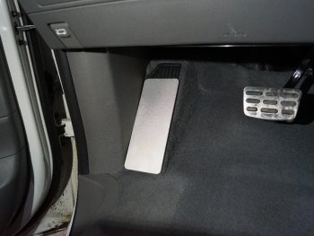 Накладка площадки левой ноги, ТСС Тюнинг Hyundai Staria US4 (2021-2022) (лист алюминий 4мм)