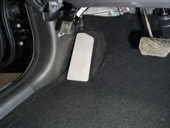 Накладка площадки левой ноги, ТСС Тюнинг Mitsubishi L200 5 KK,KL рестайлинг (2018-2022) (лист алюминий 4 мм)