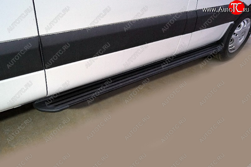 17 649 р. Порог правый алюминиевый Slim line ТСС Тюнинг  Sollers Atlant (2022-2025) автобус (Black)  с доставкой в г. Майкоп