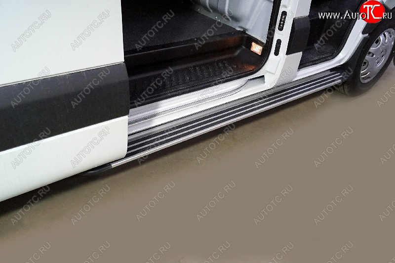 16 549 р. Порог правый алюминиевый Slim line, ТСС Тюнинг Sollers Atlant автобус (2022-2025) (Silver)  с доставкой в г. Майкоп