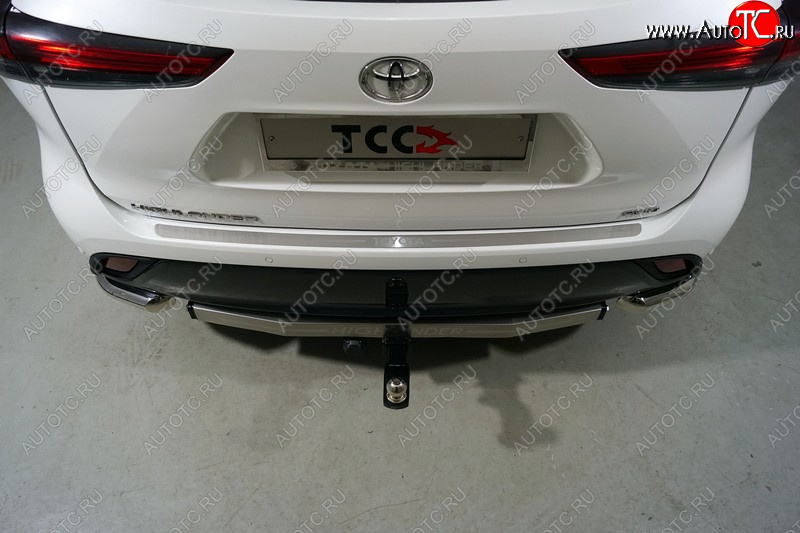 2 999 р. Накладка на задний бампер, ТСС Тюнинг  Toyota Highlander  XU70 (2020-2025) (лист шлифованный надписьToyota)  с доставкой в г. Майкоп