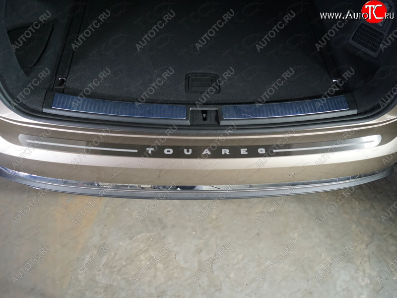 3 999 р. Накладка на задний бампер, ТСС Тюнинг  Volkswagen Touareg  CR (2018-2025) (лист шлифованный надпись Touareg)  с доставкой в г. Майкоп