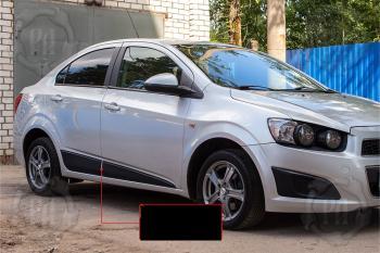 Молдинг двери передний правый Русская Артель Chevrolet Aveo T300 седан (2011-2015)