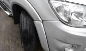 Расширитель колесных арок (передний правый) Русская Артель Toyota Hilux  AN20,AN30 (2011-2016)  2-ой рестайлинг (глянец под покраску)