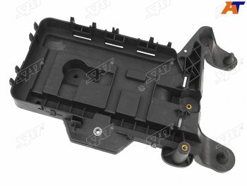 1 169 р. Площадка под АКБ Audi A3 03-13  Q3 11-14  Skoda Octavia 04-13  Volkswagen Jetta 05-10  Passat 10 SAT ST-1K0915333B  с доставкой в г. Майкоп. Увеличить фотографию 1