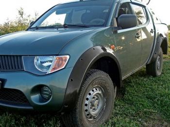 9 849 р. Расширители колесных арок Mitsubishi L200 2007-2010 глянец (под покраску) Русская Артель rml-005300  с доставкой в г. Майкоп. Увеличить фотографию 1