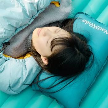 1 409 р. Подушка самонадувающаяся Naturehike 46х27х9,5 см, голубая Naturehike nh17a001-l-lb  с доставкой в г. Майкоп. Увеличить фотографию 7