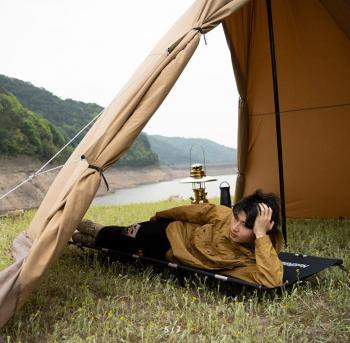 9 339 р. Раскладушка Naturehike XJC05, 190х65х15 см, до 150 кг, черная Naturehike nh20jj001-bl  с доставкой в г. Майкоп. Увеличить фотографию 6