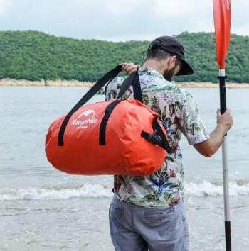5 469 р. Гермосумка Naturehike 120 л ПВХ (Красная) Naturehike nh20fsb03-r120l  с доставкой в г. Майкоп. Увеличить фотографию 10