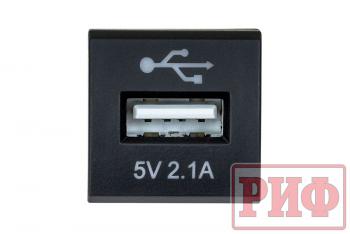 1 239 р. Розетка USB 2,1A для Toyota 22x22 РИФ rif22-4-1014300  с доставкой в г. Майкоп. Увеличить фотографию 2