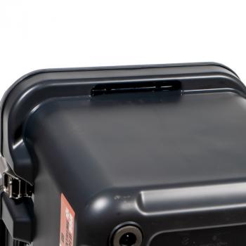 29 269 р. Термобокс IRIS HUGEL VACUUM COOLER BOX TC-40 Черный, 40 литров (55 часов)  vitc-40b  с доставкой в г. Майкоп. Увеличить фотографию 4