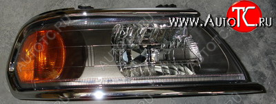 8 999 р. MONTERO SPORT ФАРА ПРАВ (USA) (EAGLE EYES) МОЛДИНГ ЧЕРН EAGLE EYES mbmos00-001b-r  с доставкой в г. Майкоп