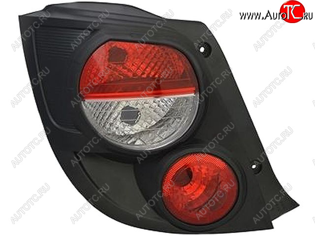 2 899 р. Задний левый (внешний, с черным ободком) фонарь BODYPARTS  Chevrolet Aveo  T300 (2011-2015) хэтчбек  с доставкой в г. Майкоп