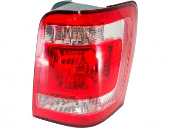 Правый фонарь DEPO Ford Escape  2 (2008-2012)