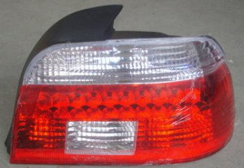 Правый фонарь (диодный) BODYPARTS BMW 5 серия  E39 (1995-2000) седан дорестайлинг