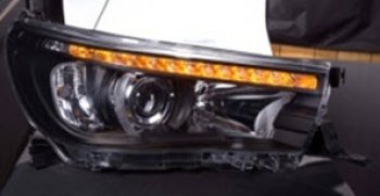 39 899 р. HILUX ФАРА Л+П (КОМПЛЕКТ) ЛИНЗОВАН , П КОРРЕКТОР , ДИОД , С БЕГУЩИЙ УК.ПОВОР , ВНУТРИ ЧЕРН ТЮНИНГ (SONAR) SONAR tyhix15-003-n  с доставкой в г. Майкоп. Увеличить фотографию 1