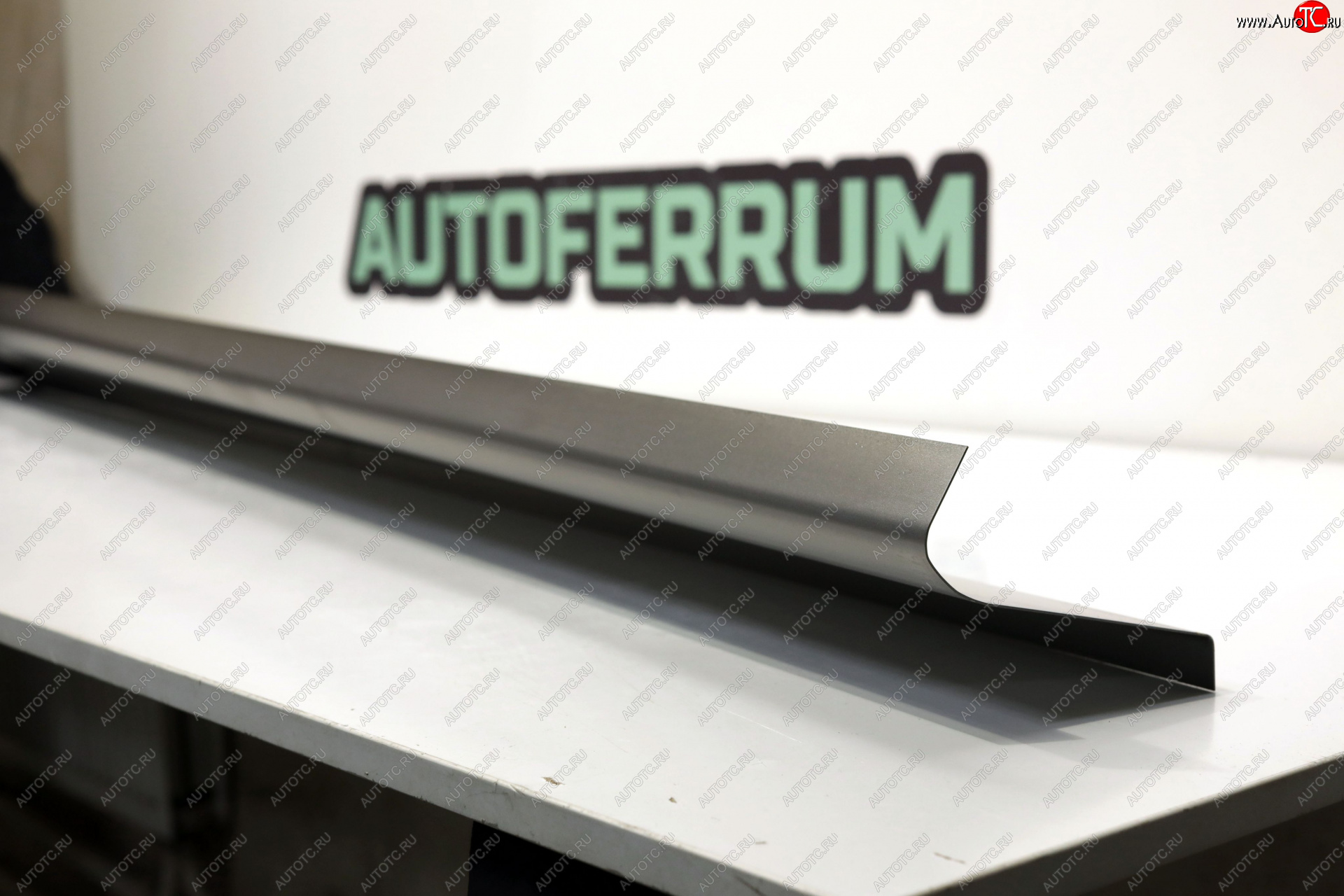 3 099 р. Правый ремонтный порог AUTOFERRUM INFINITI FX35 S50 (2002-2008) дорестайлинг, рестайлинг (Холоднокатаная сталь 1.2 мм) с доставкой в г. Майкоп Увеличить фотографию 1 3 099 р. Правый ремонтный порог AUTOFERRUM INFINITI FX35 S50 (2002-2008) дорестайлинг, рестайлинг (Холоднокатаная сталь 1.2 мм) с доставкой в г. Майкоп