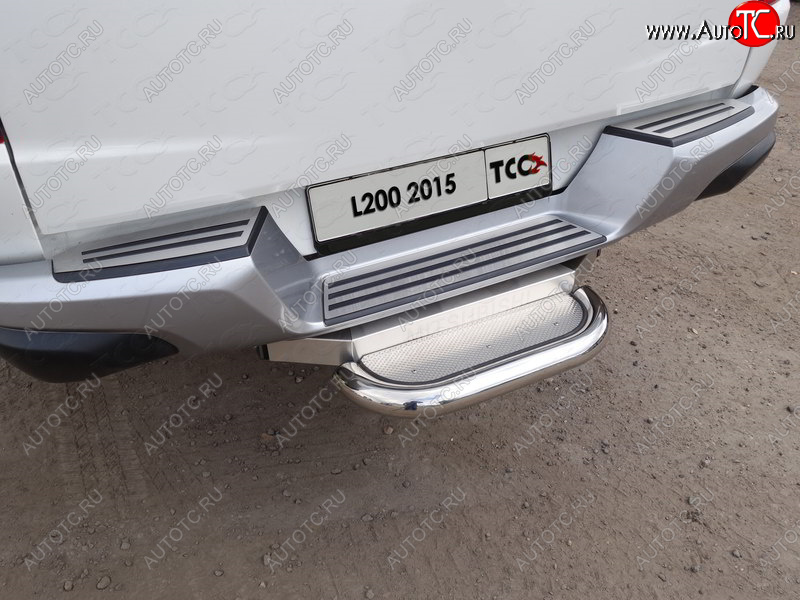1 000 000 р.  ТСС Тюнинг MITSUBISHIL200 2015-2018 - Задняя подножка (нерж. лист) 60,3 мм (под фаркоп)  mitl2001531  с доставкой в г. Майкоп