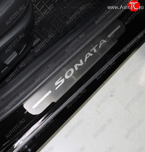 1 000 000 р. Накладки на порожки салона ТСС Тюнинг  Hyundai Sonata  DN8 (2019-2022) (лист шлифованный, надпись Sonata)  с доставкой в г. Майкоп
