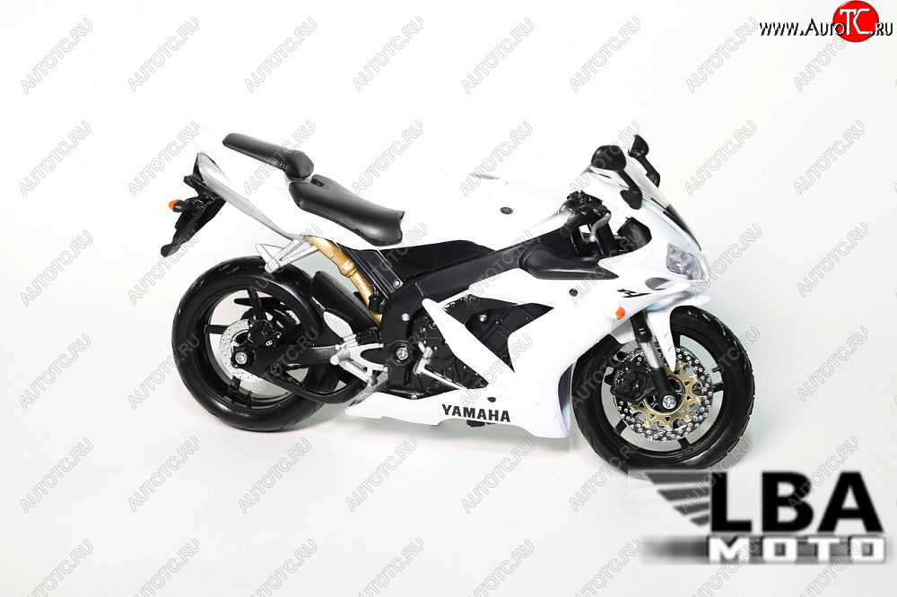 1 599 р. Модель мотоцикла Yamaha YZF-R1 04-06 Белого цвета масштаб 112  лб-00000320  с доставкой в г. Майкоп