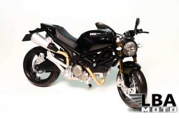 1 599 р. Модель мотоцикла Ducati Monster 696 Черного цвета масштаб 112  лб-00000323  с доставкой в г. Майкоп. Увеличить фотографию 1