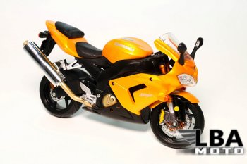 1 599 р. Модель мотоцикла Kawasaki Ninja ZX-10R Оранжевого цвета масштаб 112  лб-00000326  с доставкой в г. Майкоп. Увеличить фотографию 1