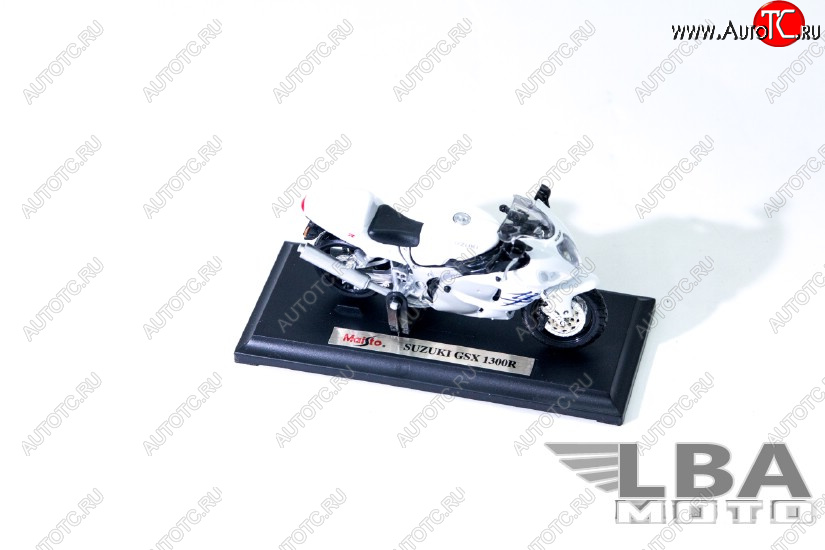1 299 р. Модель мотоцикла Suzuki GSX-R1300 Белого цвета масштаб 118  пм-00015216  с доставкой в г. Майкоп