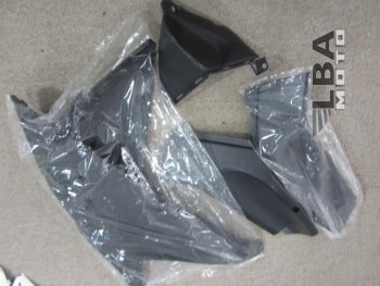 339 р. Внутренний пластик для Yamaha R1 00-01 Без цвета  пм-00000565  с доставкой в г. Майкоп. Увеличить фотографию 1