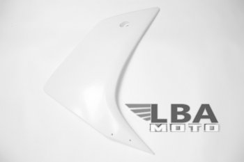 2 999 р. Правый средний боковой пластик для Yamaha R1 07-08 Без цвета  лб-00000097  с доставкой в г. Майкоп. Увеличить фотографию 1