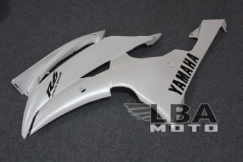 5 999 р. Левый нижний боковой пластик для Yamaha R6 08-14 Без цвета  пм-00000552  с доставкой в г. Майкоп. Увеличить фотографию 1