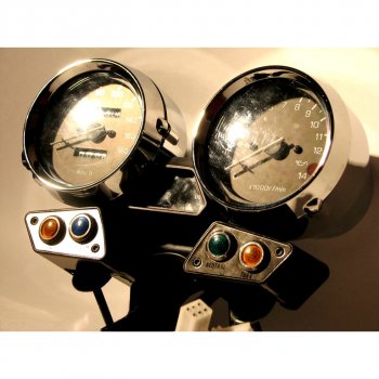 16 239 р. Приборная панель мотоцикла Yamaha XJR400 93-96  пм-00002373  с доставкой в г. Майкоп. Увеличить фотографию 1