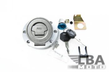 4 159 р. Горловина бака для Yamaha R1 02-11, R6 03-10, R6S 06-10, FZ6SN, XJ6, FZ6R,  FZ1S, FZ8, FAZER8, FJR1  пм-00006560  с доставкой в г. Майкоп. Увеличить фотографию 1