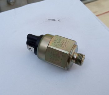 4 579 р. Датчик давления 30B0133 (!!!УЦЕНКА: возможен нетоварный вид!!!) LIUGONG 30b0133  с доставкой в г. Майкоп. Увеличить фотографию 2