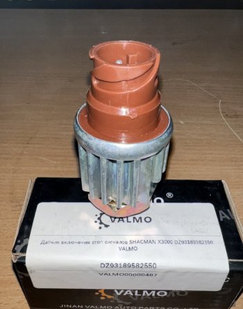 549 р. Датчик включения стоп сигналов SHACMAN X3000 VALMO VALMO VALMO dz93189582550  с доставкой в г. Майкоп. Увеличить фотографию 3