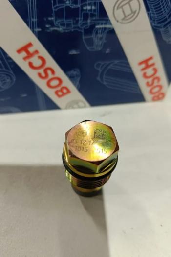 19 769 р. Клапан ограничения давления в топливной рампе 1110010028 BOSCH orig FAW FAW 1110010028  с доставкой в г. Майкоп. Увеличить фотографию 2