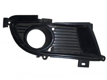 Правая оправа ПТФ SAT Mitsubishi Lancer 9 CS универсал 1-ый рестайлинг (2003-2005)