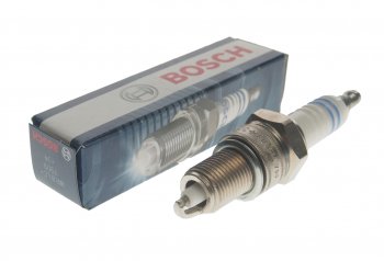 349 р. Свеча зажигания BMW 3 (E30) BOSCH BOSCH 0242229779  с доставкой в г. Майкоп. Увеличить фотографию 1