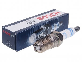 699 р. Свеча зажигания AUDI 100 (93-) BOSCH BOSCH 0242235607  с доставкой в г. Майкоп. Увеличить фотографию 1