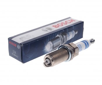 1 089 р. Свеча зажигания TOYOTA Land Cruiser (J200) LEXUS LS460,LX570 (07-) BOSCH BOSCH 0242236593  с доставкой в г. Майкоп. Увеличить фотографию 1