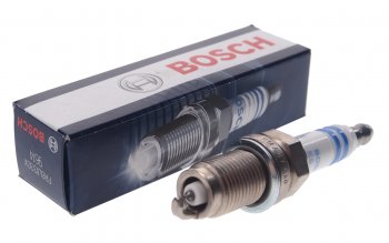 989 р. Свеча зажигания IRIDIUM BOSCH BOSCH 0242240675  с доставкой в г. Майкоп. Увеличить фотографию 1