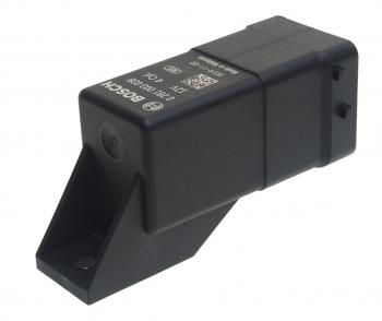 4 299 р. Реле IVECO Daily (07-) свечей накала BOSCH BOSCH 0281003039  с доставкой в г. Майкоп. Увеличить фотографию 1
