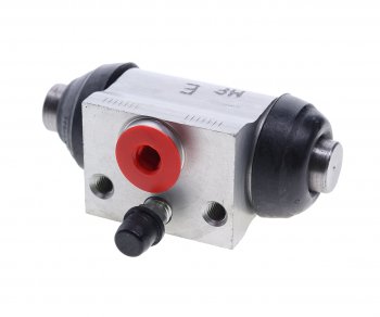 1 469 р. Цилиндр тормозной задний FORD Focus (11-) левый/правый BOSCH BOSCH 0986475989 BOSCH 0986475989  с доставкой в г. Майкоп. Увеличить фотографию 1