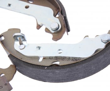 2 499 р. Колодки тормозные задние барабанные 4шт. BOSCH Ford Fiesta 4 хэтчбэк 5 дв. дорестайлинг (1995-1999)  с доставкой в г. Майкоп. Увеличить фотографию 2