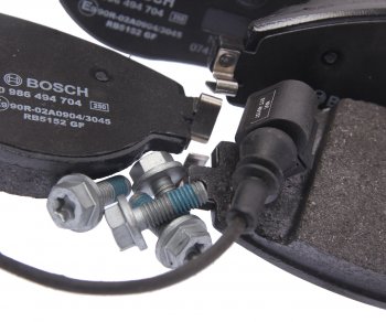 5 649 р. Колодки тормозные передние (4шт.) BOSCH Audi A3 8LA хэтчбэк 5 дв. дорестайлинг (1996-2000)  с доставкой в г. Майкоп. Увеличить фотографию 2
