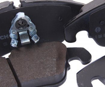 3 699 р. Колодки тормозные передние (4шт.) BOSCH Audi A4 B8 дорестайлинг, седан (2007-2011)  с доставкой в г. Майкоп. Увеличить фотографию 2