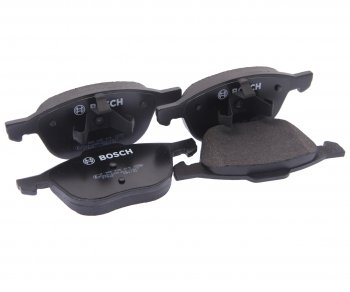 Колодки тормозные передние (4шт.) BOSCH Ford Focus 2 хэтчбэк 5 дв. рестайлинг (2007-2011)