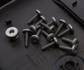 12 099 р. Фильтр масляный АКПП BMW 1 (E83) с поддоном в сборе ZF ZF 1087298437  с доставкой в г. Майкоп. Увеличить фотографию 3