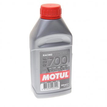 3 399 р. Жидкость тормозная 0.5л RBF 700 FL MOTUL MOTUL 109452  с доставкой в г. Майкоп. Увеличить фотографию 1